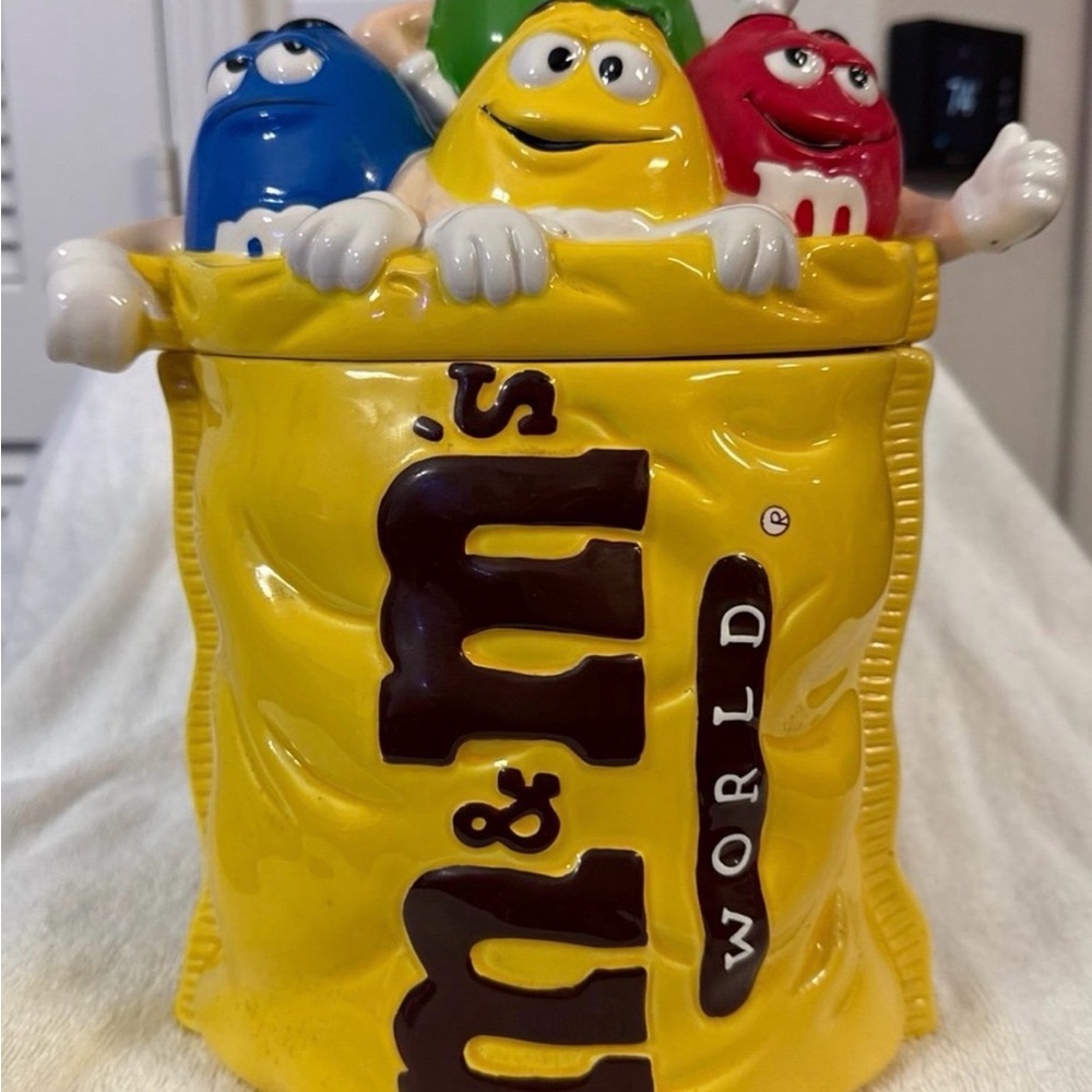 M&M's World Las Vegas Out of Bag Ceramic Candy Cookie Jar 12 5/8" Tall